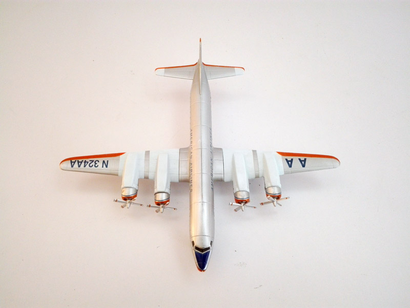 avion american airlines 30.3x26.5 x9 1u